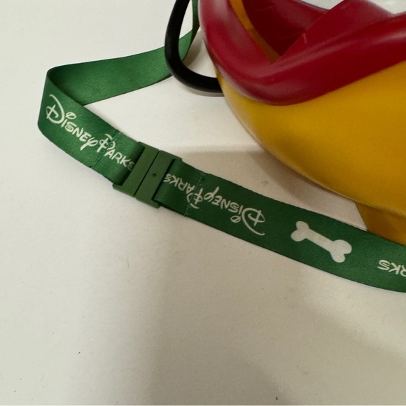 Disneyland Pluto Popcorn Christmas Bucket HTF - Picture 8 of 8